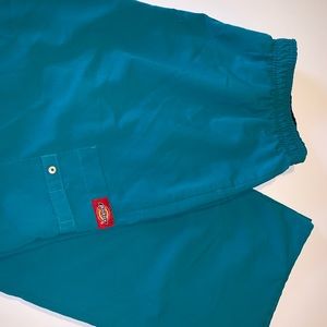 Dickies EUC scrub pants